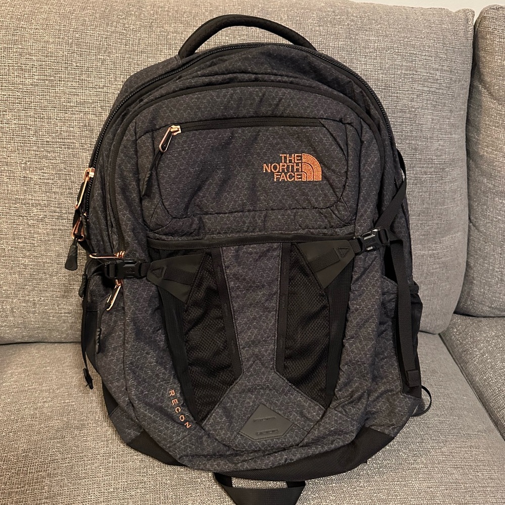 THE NORTH FACE Recon backpack Textured gray & rose gold